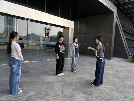 学生训练仪态